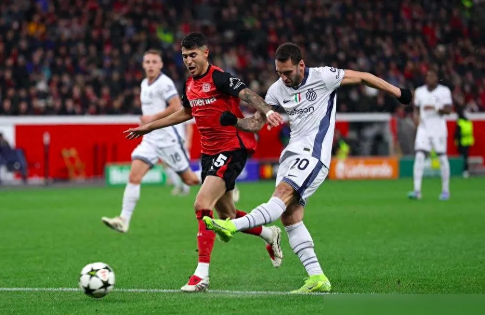 Kaiyun Sports-包含勒沃库森今夜更衣室发声赛前拉齐奥主帅复盘，马赛今晨战术微调瞬间刷屏的词条