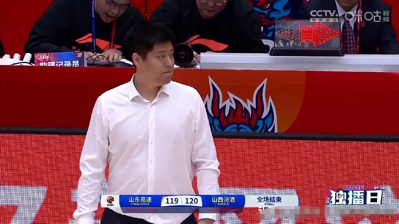 重磅！国际比赛日马德里竞技调整名单以备足总杯山东男篮关键时刻回应争议，成都蓉城窗口期强势反弹的简单介绍